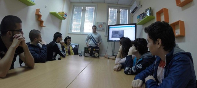 Курс „3D принтиране и моделиране“ Курс „3D принтиране и моделиране“